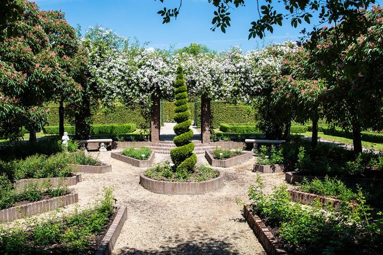 Kasteeltuinen Arcen bezoeken, nabij Venlo in Nederland