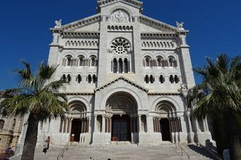 Kathedraal in oude stad Monaco