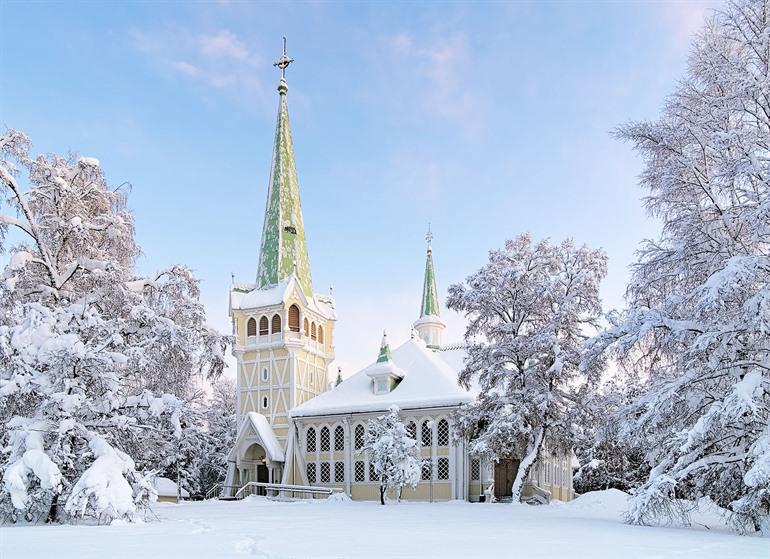 Kerk in Jokkmokk bezoeken in Zweden