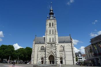 Kerk O.L.Vr. ten Poel in Tienen