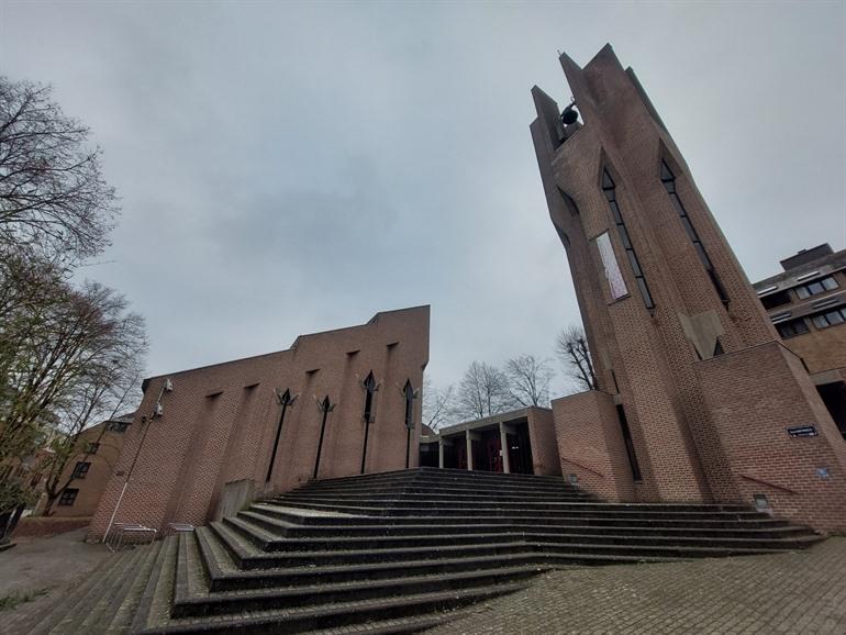 Kerk van Sint-Franciscus van Assisi bezoeken, Louvain-la-Neuve