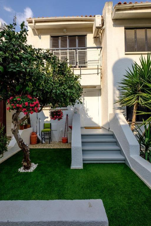 KERMIA BEACH HOUSE 43 boeken