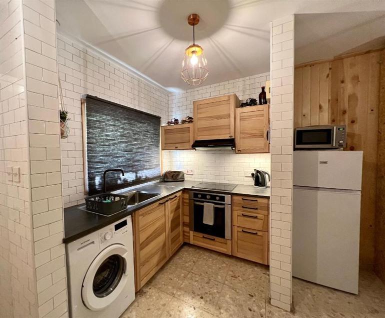 KERMIA BEACH HOUSE 43 boeken