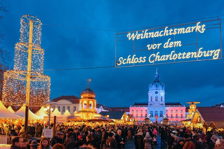Kerstmarkt bij Schloss Charlottenburg, Berlijn
