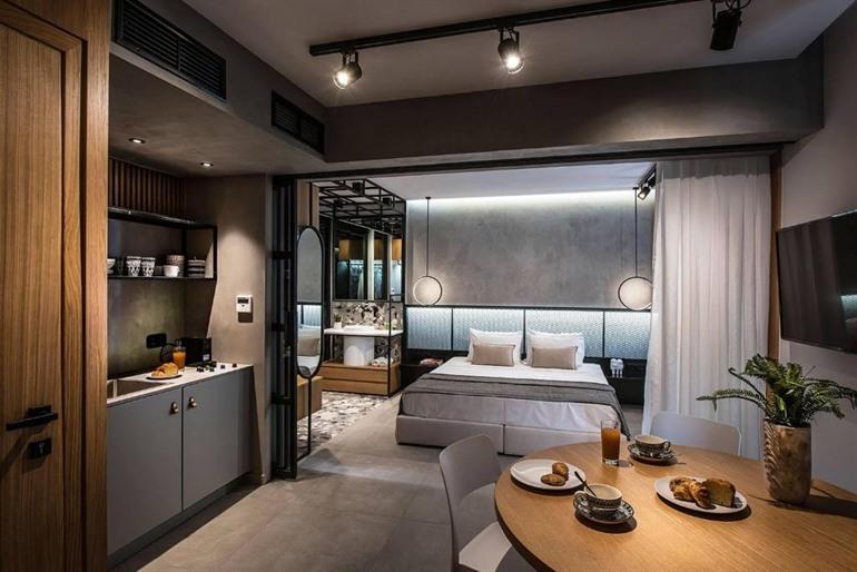 King’s blue, Urban Suites boeken