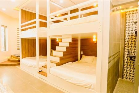 Kiwi's Homestay & Café boeken