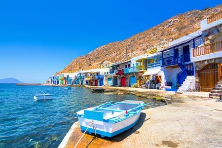 Kleurrijke vissershuisjes van Klima, Milos