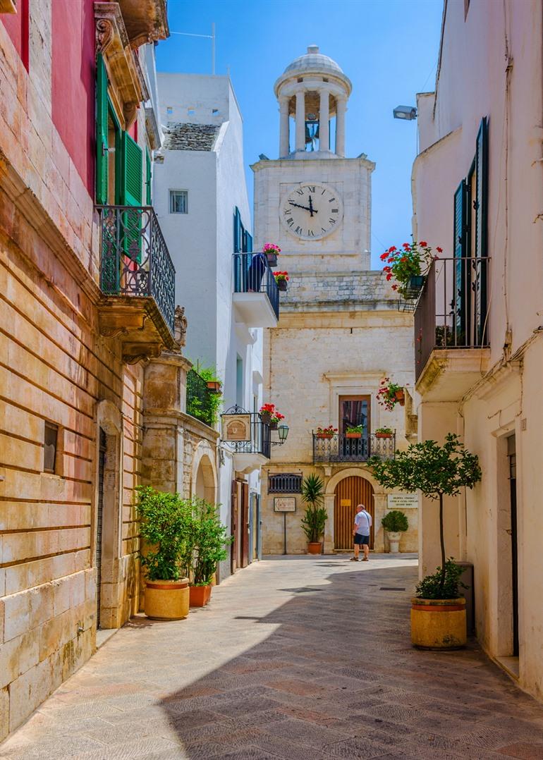 Klokkentoren van Locorotondo