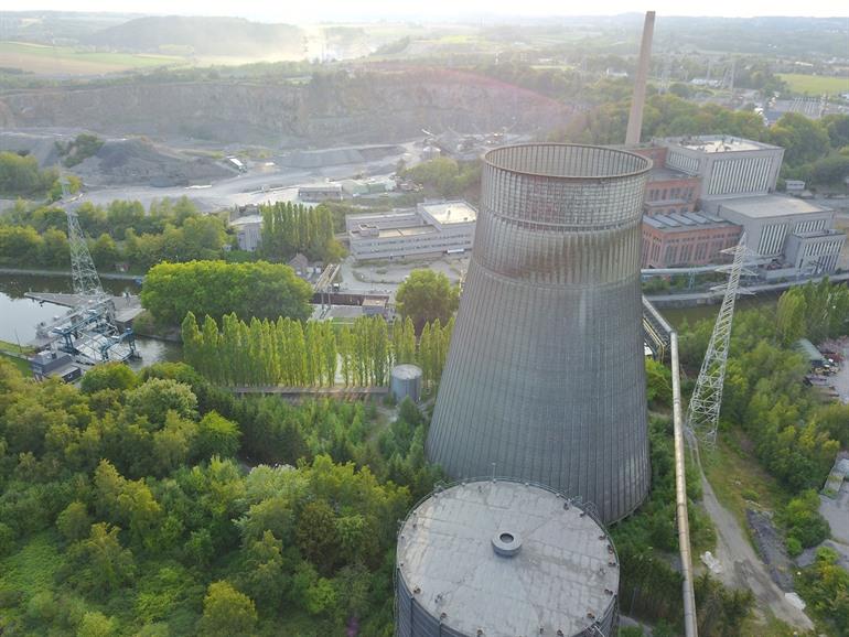 Koeltoren bezoeken in Charleroi