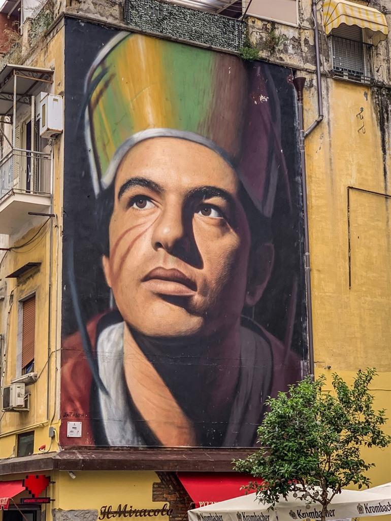 Kunstwerk San Gennaro van Jorit, Napels