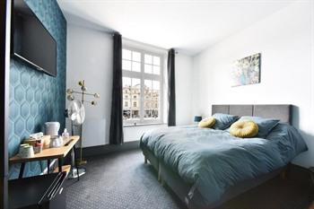 La cour des grands, Arras