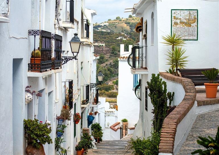 La Ruta de los 12 panelas ceramicos, Frigiliana