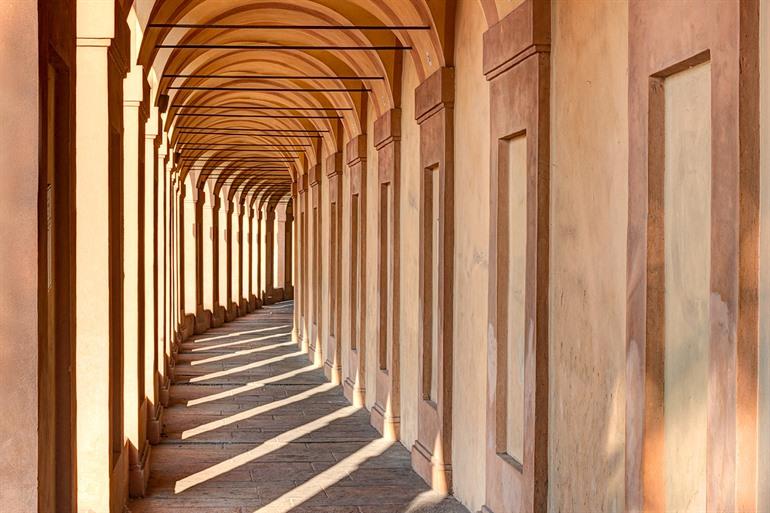 Langste arcade ter wereld naar Santuario della Madonna di San Luca Bologna