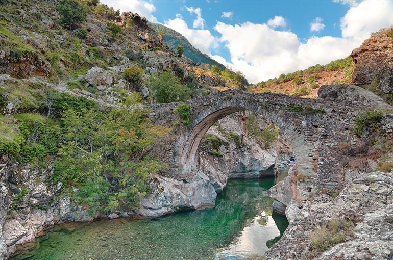 Les Gorges de l’Asco bezoeken op Corsica