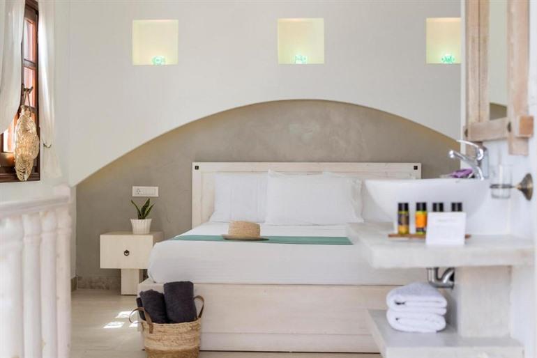 Lindian Polis boeken