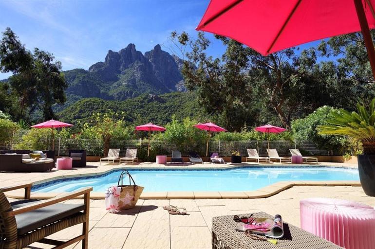 Logis Hotel Le Lonca boeken