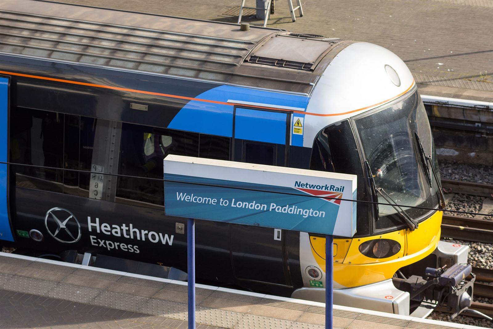 Hoe van de luchthavens in Londen naar het centrum? Tips + tickets
