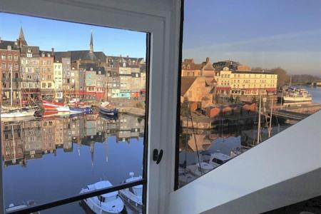 Lucarne Enchantée in Honfleur