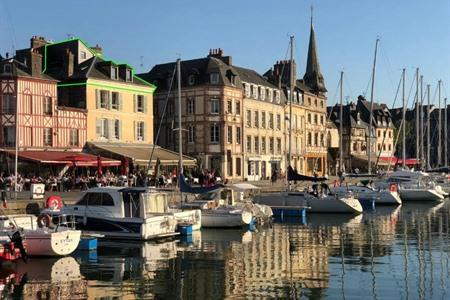 Lucarne Enchantée in Honfleur