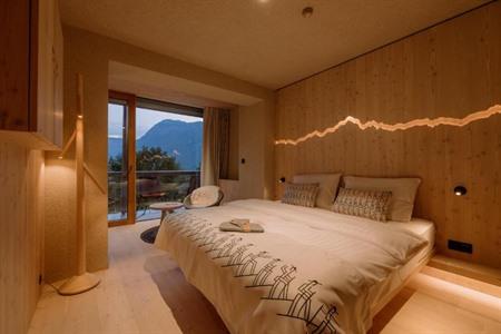 Luxe 4* Hotel Bohinj met uitzicht op de bergen en het meer