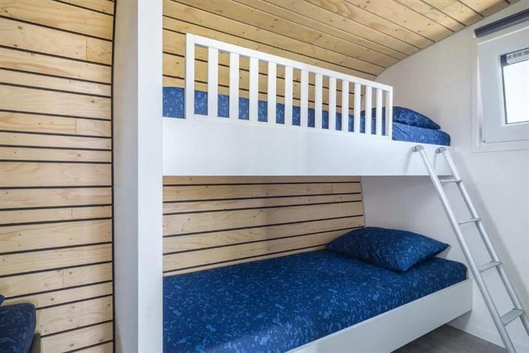 Luxe tiny House in Stroe boeken