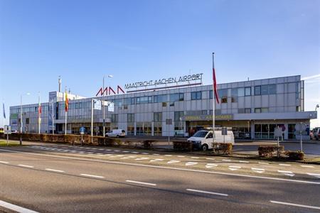 Parkeren luchthaven Maastricht Aachen: prijzen & info + gratis alternatieven