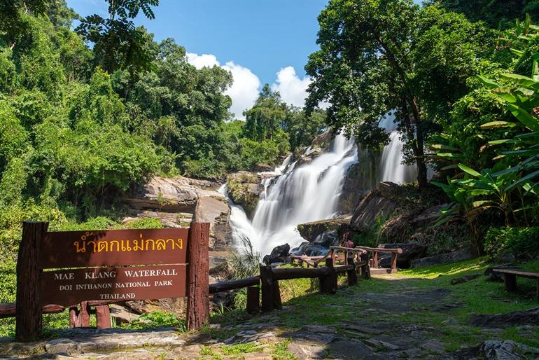 Mae Klang Waterfall in het Doi Inthanon National Park, Thailand