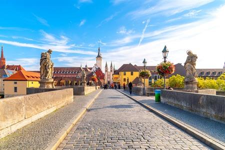 Mainbrücke van Würzburg in Beieren, Duitsland