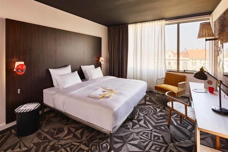 Mama Shelter Praag boeken