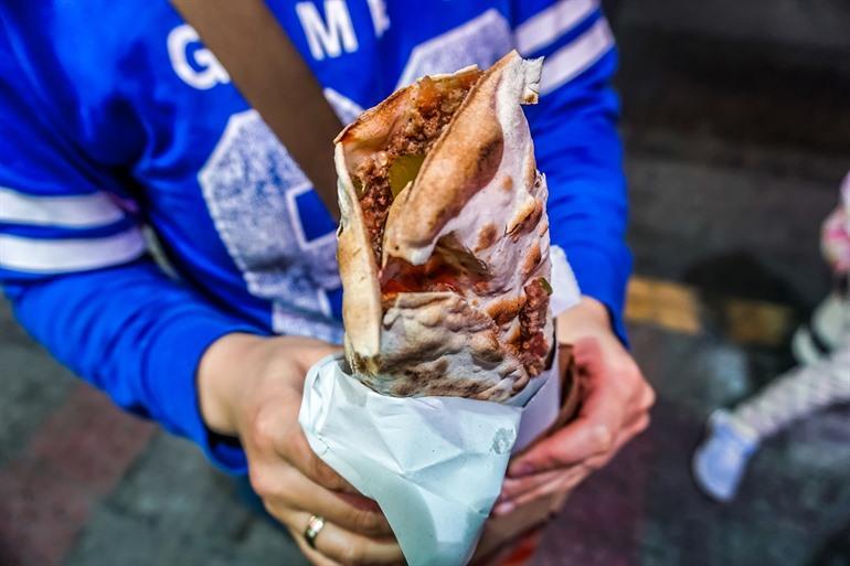 Manakish, de Arabische versie van de pizza