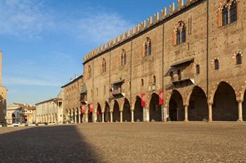 Mantua, palazzo del capitano