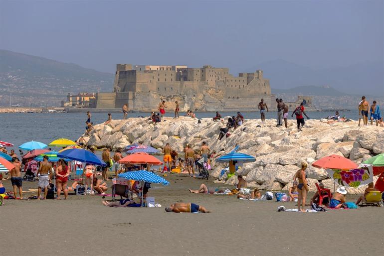 Mappatella strand Napels