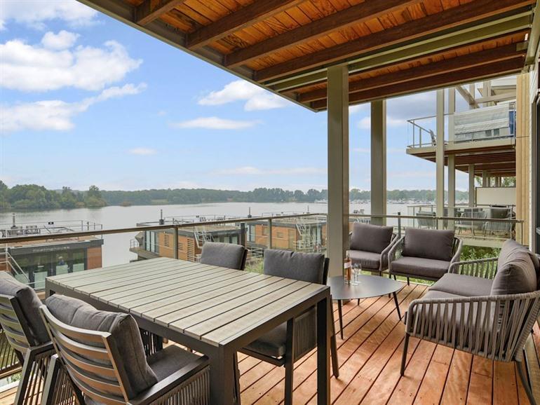 Marina Resort Well boeken