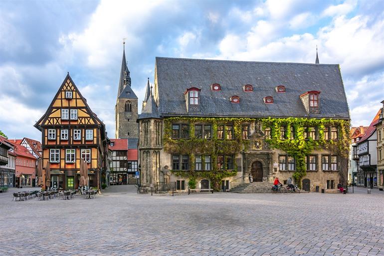 Marktplein van Quedlinburg met het Rathaus, Harz