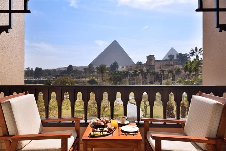 Marriott Mena House hotel Cairo