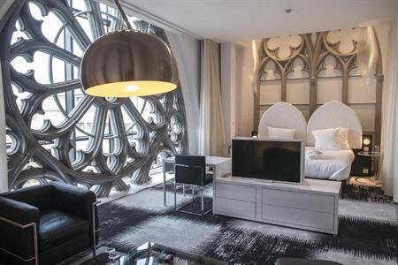 Martin's Dream Hotel Mons Bergen