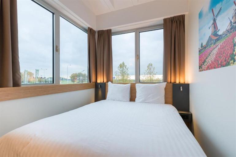 Maxhotel Amsterdam Airport Schiphol boeken