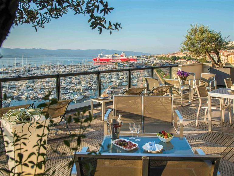 Mercure Ajaccio boeken