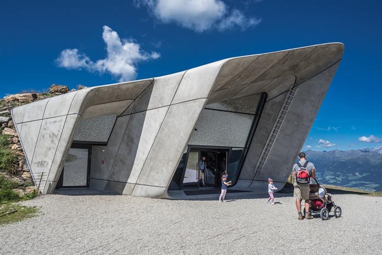 Messner Bergmuseum bezoeken, Dolomieten