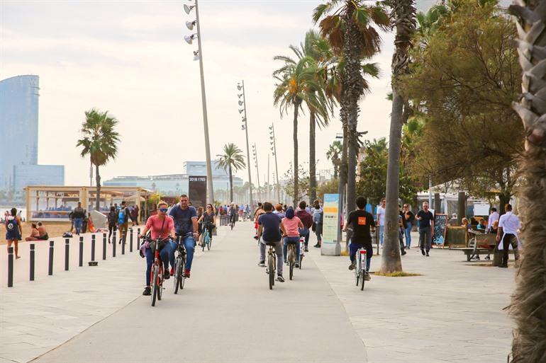 Met de fiets door Barceloneta