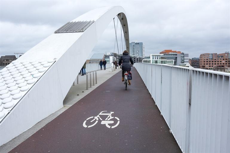 Met de fiets naar het centrum van Maastricht