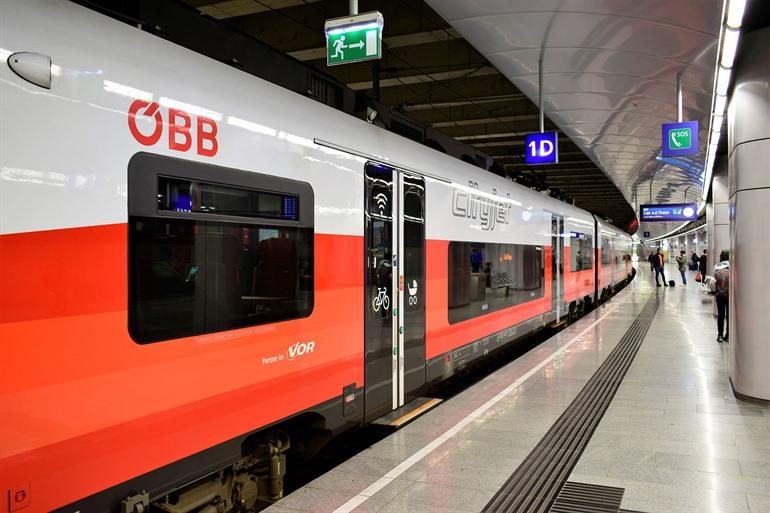 Hoe van luchthaven Wenen naar het stadscentrum? Tips + tickets Hoe van luchthaven Wenen naar het stadscentrum? Tips + tickets