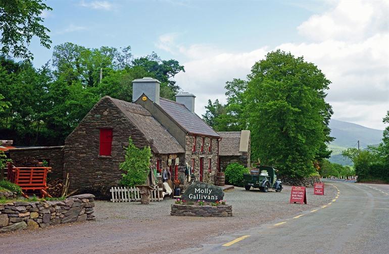 Molly Gallivan's bezoeken, Ierland