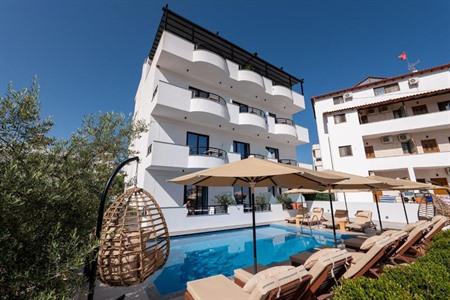 Monel Hotel in Ksamil