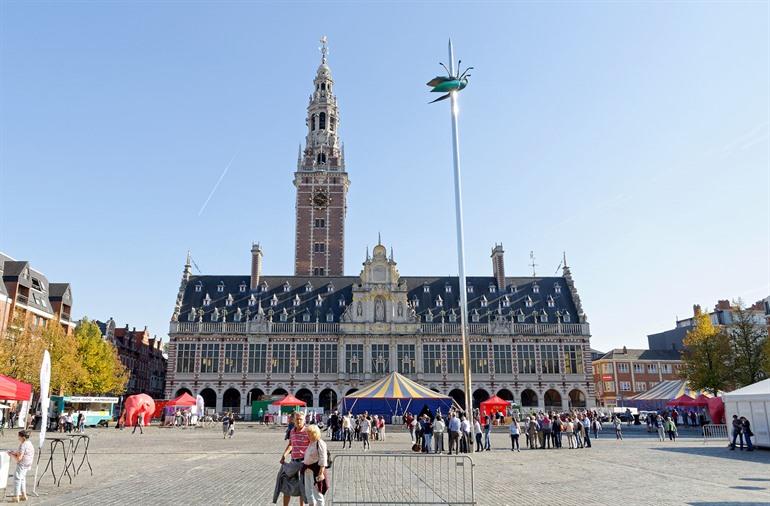 Monseigneur-Ladeuzeplein, Leuven