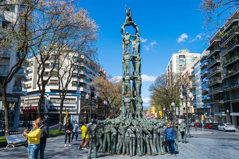 Monument als Castellers in Tarragona, Catalonië