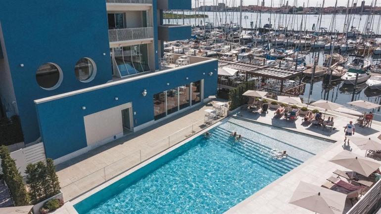 Mosella Suite Hotel vlakbij het strand van Sottomarina boeken