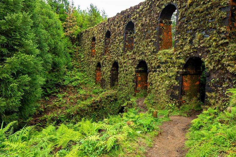 Muro das Nove Janela's, São Miguel