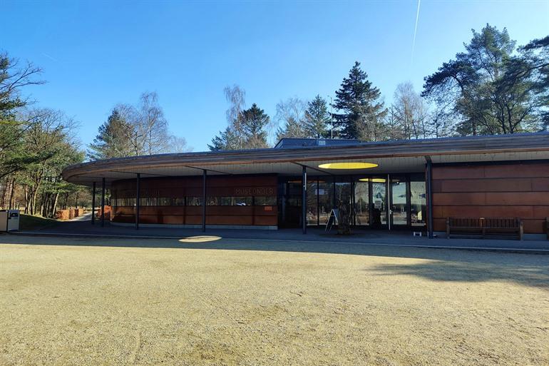 Museonder bezoeken de Hoge Veluwe