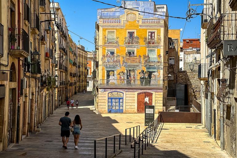 Muurschildering op Placa dels Sedassos, Tarragona